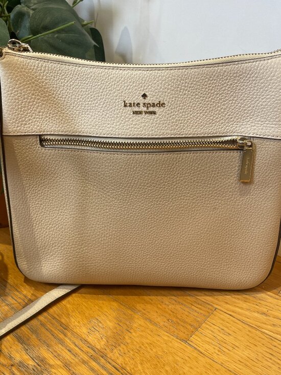 kate spade Handbags - Kate Spade New York Lena Large Swingpack Crossbody bag